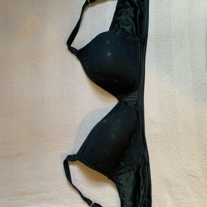 Cake nursing bra